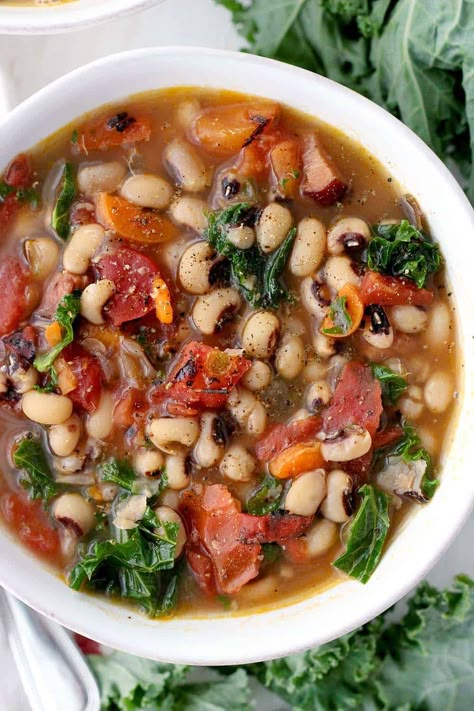 This Instant Pot Black Eyed Pea Soup is an easy and fast way to serve traditional black eyed peas and greens on New Year's day for good luck and good health! Packed with veggies, healthy pulses, freezable, and gluten/dairy free. #blackeyedpeas #glutenfreesoup #instantpot #pressurecooker #freezermeals #newyearsrecipes Black Eyed Pea Soup, Black Eyed Peas Recipe, Black Eyed Pea, Pea Recipes, Paleo Vegan, Pea Soup, Instapot Recipes, Instant Pot Pressure Cooker, Black Eyed