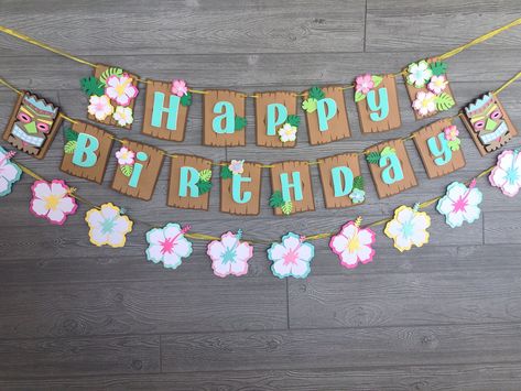 Luau Birthday Banner, Luau Party Ideas Decorations Diy, Moana Theme Birthday, Tropical Theme Party, Moana Theme, Aloha Party, 20th Birthday Party, Luau Birthday Party, Hawaiian Birthday Party