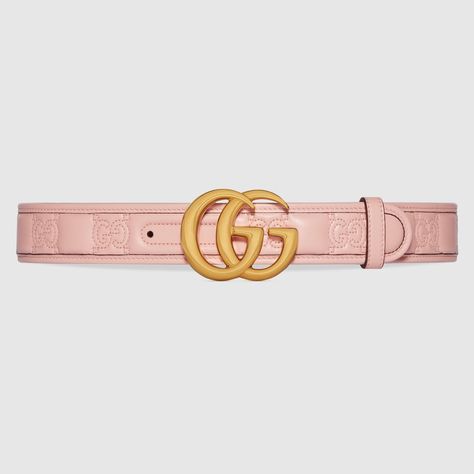 Shop the GG Marmont Matelassé wide belt in pink at GUCCI.COM. Enjoy Free Shipping and Complimentary Gift Wrapping. Pink Gucci Belt, Gucci Gg Marmont Matelasse, Womens Designer Belts, Wide Belts For Women, Women's Belts, Gucci Tote, Pink Accessories, Gucci Gg Marmont, Corset Belt