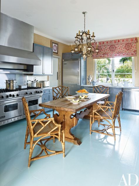 Miles Redd Turns a Bahamas Residence Into a Showstopping Beach Home Painted Kitchen Floors, Tropical Beach Houses, Beach Kitchens, Painted Floor, Classic Kitchen, Bay House, Floor Colors, Kitchen Paint, Painting Kitchen Cabinets