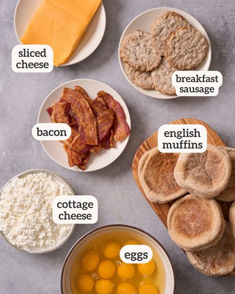 These Meal Prep Breakfast Sandwiches are the perfect thing to make on a Sunday and enjoy all week long. Bacon or sausage, egg and cheese on an English muffin makes the best easy breakfast. Meal Prep Sausage Egg Muffins, English Muffin Breakfast Meal Prep, Freezer Croissant Breakfast Sandwiches, Meal Prep Frozen Breakfast Sandwiches, Prep Egg Sandwiches, Bagel Sandwich Meal Prep, Egg Sandwich Prep, Meal Prep Egg Sandwich English Muffins, Eggs English Muffin