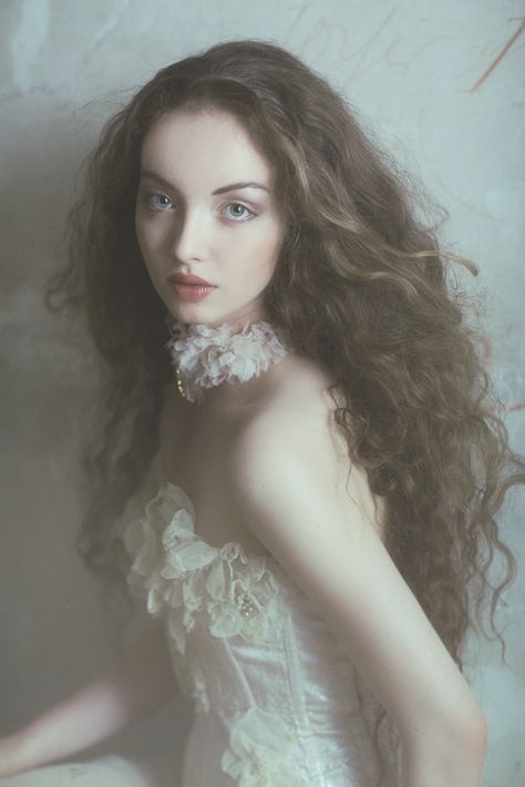 Alexia by EmilySoto on deviantART Alexia Giordano, Emily Soto, Magical Women, Hair Pictures, Model Photography, Pretty Pictures, Celebrities Female, Beautiful Hair, Aesthetic Pictures