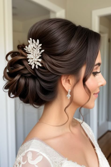 Hair Do For Bride, Medium Length Hair Updos, Messy Ponytail Tutorial, Shoulder Hairstyles, Brides Hairstyle, Modern Bridal Hairstyles, Brides Hairstyles, Hairstyle For Wedding, Wedding Bun Hairstyles