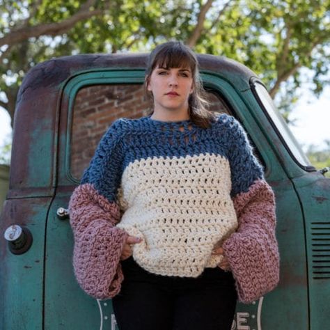 Chunky Knit Crochet, Knit Crochet Sweater, Wool And The Gang, Crochet Sweater Pattern, Crochet Jumper, Make Your Own Clothes, Crochet Sweaters, Handy Dandy, Chunky Crochet