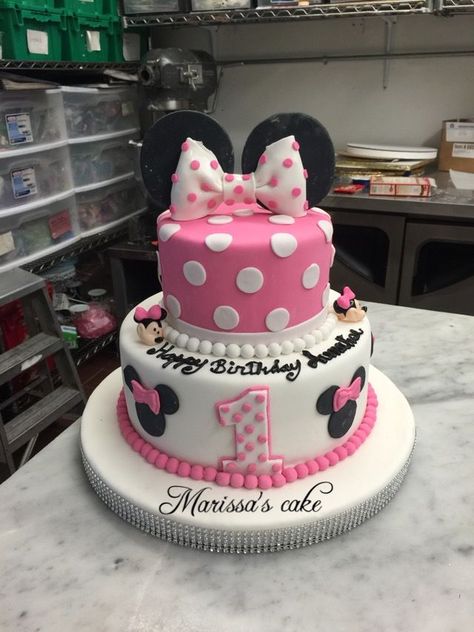 Minnie Mouse First Birthday Cake Smash, Minnie Mouse Cake For 2nd Birthday, Minnie Mouse Tier Cake, Minnie Mouse 3rd Birthday Cake, Twoodles Birthday Cake, Minny Mouse Birthday, Minnie Mouse Birthday Party Ideas 1st, Minnie Mouse Cake Ideas, Mini Mouse 1st Birthday