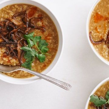 Turkey Congee, Eat When Sick, Chicken Congee, Shiitake Mushrooms Recipes, Congee Recipe, Mushroom Recipes Healthy, Savory Rice, Leftover Turkey Recipes, How To Cook Mushrooms