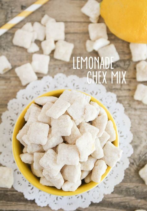 Lemonade Chex Mix Lemon Chex Mix, Lemon Chex, Lemonade Beyonce, Chex Mix Recipe, Puppy Chow Recipes, Heart Recipes, Chex Mix Recipes, Cereal Treats, Snack Mix Recipes