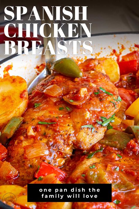 Chicken Thigh Bell Pepper Recipe, Mexican Chicken And Potatoes Recipes, Chicken With Bell Peppers And Onions, Spanish Chicken Breast Recipe, Spanish Chicken Recipe, Chicken Breast Dinner Ideas Healthy, Spanish Baked Chicken, Chicken And Bell Pepper Recipes, Spanish Dinners