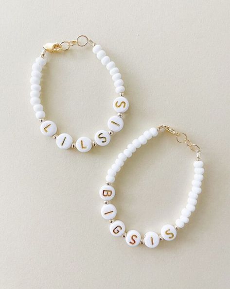 Big Bead Bracelets, Brackets Ideas, Kid Bracelets, Lil Sis Big Sis, White Stone Bracelet, Toddler Bracelet, Sister Bracelet, Spring Bracelet, Trending Bracelets