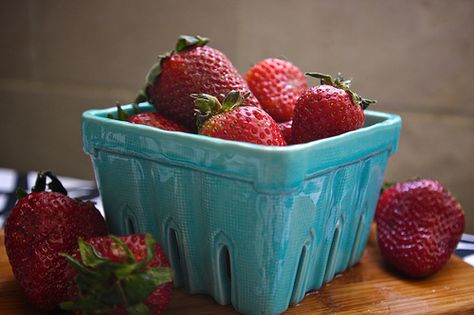 Ceramic Fruit Basket!!  Must have! Ceramic Strawberry Basket, Sausage Cheddar Biscuits, Strawberry Container, Ceramic Strawberry, Roasted Chicken Recipe, Fruit Kebabs, Cheddar Biscuits, Ceramic Fruit, Beginner Pottery