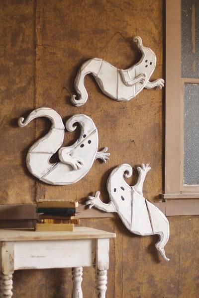 31 Fabulous Pallet Halloween Ideas: Are You Ready to Pallet-ify Halloween in 2016? Other Pallet Projects Halloween Woods, Halloween Palette, Easy Dyi, Pallet Halloween, Moldes Halloween, Wooden Ideas, Halloween Ghost Decorations, Fall Frames, Ghosts Halloween