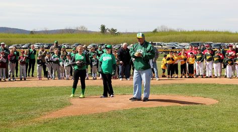 10 Tips for Organizing Opening Day - Little League Alumni Baseball Game Ideas, Opening Day Softball Ideas, Softball Opening Day Ideas Fun, Baseball Opening Day Ideas Little League, Baseball Opening Day Ideas, Little League Opening Day Ideas, Opening Day Baseball Ideas, Opening Day Baseball, Tips For Organizing