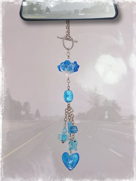 Review Mirror Car Decorations Diy, Review Mirror Car Decorations, Car Dangles, Creative Keychains, Window Crystals, Turquoise Car, Beaded Car Charms, Purse Charms Diy, Car Mirror Decorations