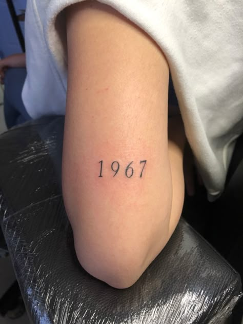 Small 2003 Tattoos, Cute Birth Year Tattoo, 2004 Font Tattoo, Times New Roman Font Tattoo Numbers, 1971 Tattoo Font, Knee Tattoo Numbers, 1965 Tattoo Number, Number Tattoo Above Knee, 2009 Tattoo Number