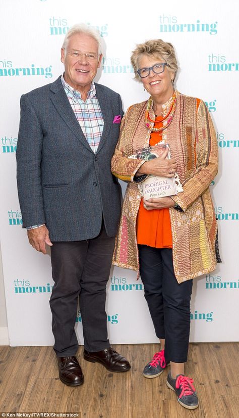 Head over heels: Prue Leith, 77, has detailed her love life with 'toyboy' husband John Playfair, 70, (above) who she married five months ago Prue Leith Style, Love And Age Difference Quotes, Large Age Gap Relationship, Prue Leith Necklace, Prue Leith, Dramatic Classic, Style Makeover, Young At Heart, Ageless Style