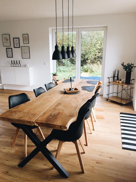 Dining Table In Living Room, Living Room Decor Colors, Home Design Diy, House Inside, Dining Table Black, Dining Table Design, Wooden Dining Tables, Wooden Kitchen, Living Room Decor Apartment