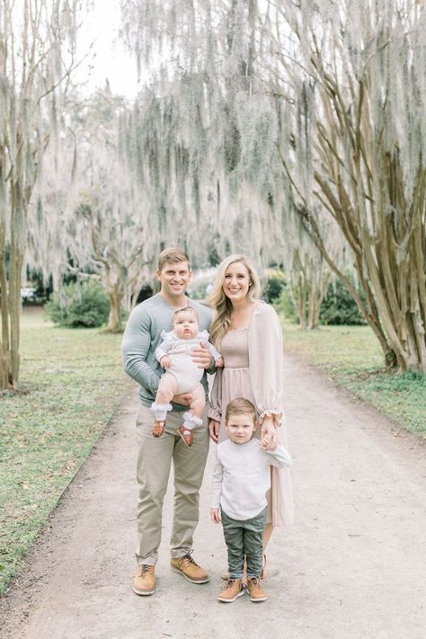 Overcast sessions like this one make for the most beautiful pastel tones in your images. The shadows do tend to be darker on overcast days, but can be lightened a tad in editing. I honestly cannot believe I resisted overcast days so much until now! It’s definitely a different look than a sunny session here, but still so beautiful. Outdoor Family Photography, Mini Outfit, Outdoor Family Photos, Outdoor Pictures, Photography Poses Family, Family Sessions, Spanish Moss, Family Pics, Family Photo Outfits