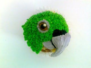 Parrot Cupcakes Rainforest Cupcakes, Parrot Cupcakes, Parrot Cakes, Pirate Cupcakes, Margaritaville Party, Australia Party, Deco Cupcake, Pirate Cupcake, Parrot Food