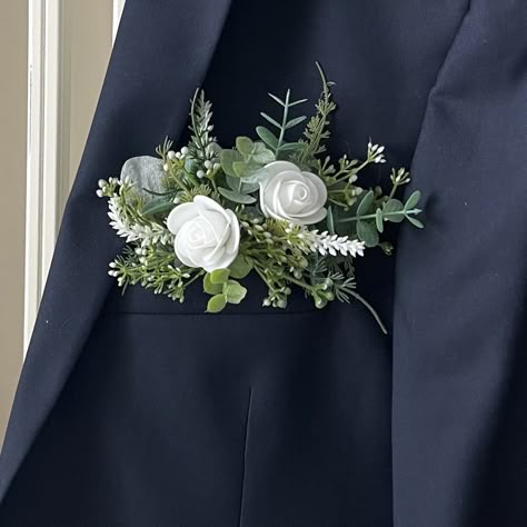 Eucalyptus Pocket Boutonniere, Men’s Boutonnieres, Pocket Boutineer, Lambs Ear Wedding, Pocket Square Boutonniere, Boutineer Ideas, Men Flowers, Greenery Boutonniere, Pocket Boutonniere