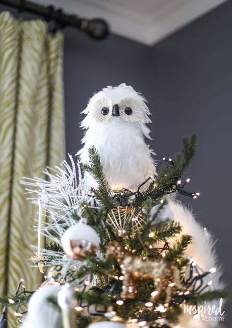 Inexpensive Christmas Decorating Ideas | inspiredbycharm.com Owl Christmas Tree Topper, Owl Tree Topper, Christmas Owls Decorations, Owl Christmas Tree, Woodland Christmas Tree, Xmas Tree Toppers, Owl Christmas, Inexpensive Christmas, Bird Christmas Ornaments