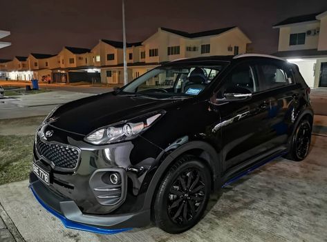 Kia Logo, Wide Body Kits, Hyundai Ix35, Crossover Suv, Car Repair Service, Black Wheels, Custom Vans, Hyundai Santa Fe, Black Edition