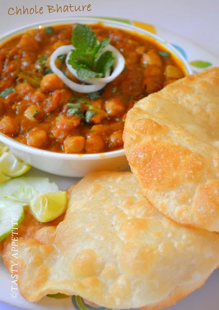 chole-bhature-punjabi-bhature-recipe Bhature Recipe, Bhatura Recipe, Punjabi Chole, Chole Bhature, Punjabi Cuisine, Easy Peasy Recipes, Punjabi Food, Recipe Step By Step, Indian Breakfast