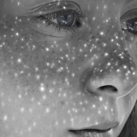 Stars Druid Aesthetic, Star Freckles Aesthetic, Sun Elf Aesthetic, White Freckles, Star Fantasy Aesthetic, Goddess Of Stars Aesthetic, Freckles Aesthetic, White Freckles Aesthetic, White Tiefling Aesthetic