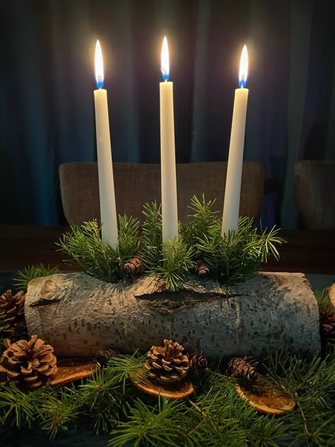 #witchythings #yule #yulecrafts #yulelog Traditional Yule Tree Decorations, Yule Log Wood, Yule Log Candle Holder, Norse Altar Ideas, Pagan Yule Aesthetic, Pagan Christmas Tree Yule Decorations, Winter Solstice Wedding Ideas, Yule Centerpiece, Yule Aesthetic Pagan