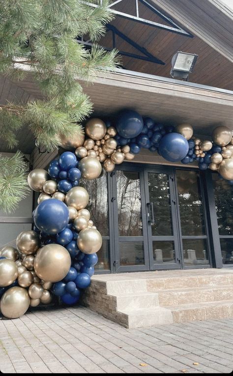 Navy And Gold Balloon Decor, Dark Blue Balloon Arch, Navy Balloon Garland, Baloon Garland, Blue Party Decorations, Deco Ballon, Black And Gold Balloons, Balloon Company, Baby Boy 1st Birthday