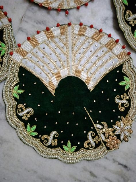 Kanaji Vagha, Ladu Gopal Dress Hand Work, Diy Jewelry Holder Frame, Krishna Jewellery, Kanha Dress, Thali Decoration, Kid Dress, Thali Decoration Ideas, Janmashtami Decoration