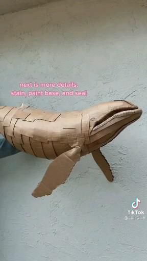 Art Inspiration Sculpture, How To Make Jellyfish, Cardboard Sea Animals, Cardboard Jellyfish, Paper Mache Sea Creatures, What To Make Out Of Cardboard, Cardboard Sea Creatures, Cardboard Whale, Paper Mache Whale