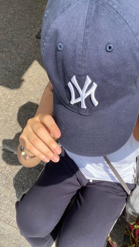 Yankee Cap Aesthetic, Blue Yankees Cap, Baseball Cap Aesthetic, Blue Outfit Aesthetic, Chase Aesthetic, Cap Aesthetic, Annabeth Chase Aesthetic, Percy Jackson Aesthetic, Baseball Aesthetic