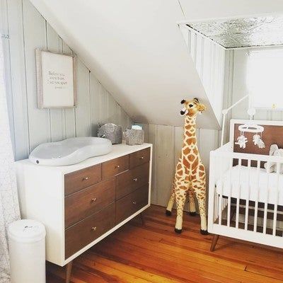 Ready whenever you are Sweet Peanut. 💕🥜🍼🦒🐘 #38weeks #nursery #nesting #pregnancy #baby #babyletto @franktherizz #babylettoinspo Babyletto Palma, Babyletto Palma Nursery, Sustainable Nursery, Elegant Nursery, Nursery Trends, Nursery Glider, Stylish Nursery, Nursery Inspo, Convertible Crib