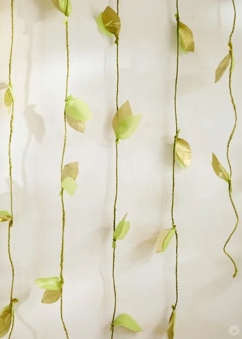 Diy Vines Paper, Paper Vines Diy, Diy Vines, Paper Vines, Diy Leaf Garland, Vine Garland, Green Tissue Paper, Gold Tissue Paper, All Crafts