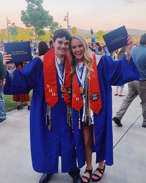 Zoë Bryson on Instagram: “The twins graduated!!!🎓 Thank you Cass High for the best four years ever💙💛” Twins Graduation, Academic Dress, Twins, Thank You, On Instagram, Instagram