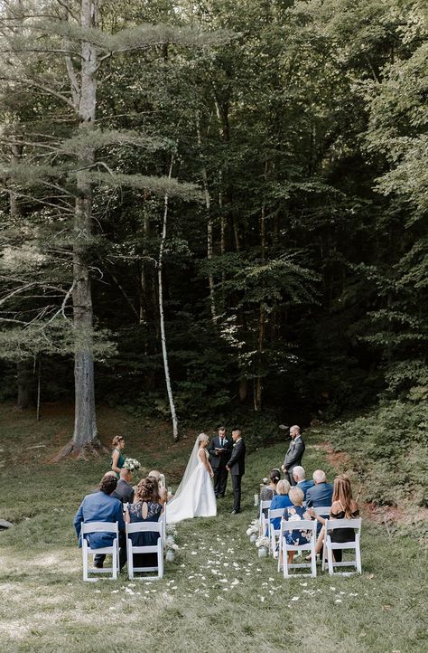 These two have the purest love ever. They opted for a small summer wedding in Vermont, and it was perfect! The bride's crepe dress was so modern and beautiful. Their bridals turned out perfect, and we had the best lighting. Their small ceremony and reception was so intimate and special! I love small weddings. #bridals #weddingdressinspo #crepeweddingdress #elopement #smallwedding #vermontwedding #weddingreception #outdoorreception #summerbridals #groomoutfit #bridalphotosinspiration #bridalideas Tiny Backyard Wedding, Small Summer Wedding, Backyard Intimate Wedding, Small Private Wedding, Backyard Cabin, Small Outdoor Wedding, Campground Wedding, Woods Wedding, Summer Wedding Ceremony