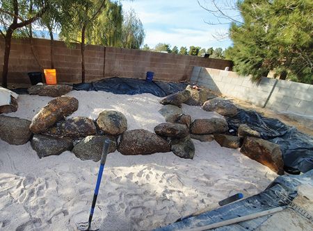 How to Build a Sustainable Sand-Bottom Pond - POND Trade Magazine Diy Pond Pool, Pond Construction, Swimming Pool Pond, Farm Pond, Building A Pond, Natural Swimming Ponds, Pond Maintenance, Pool Hacks, Diy Pond