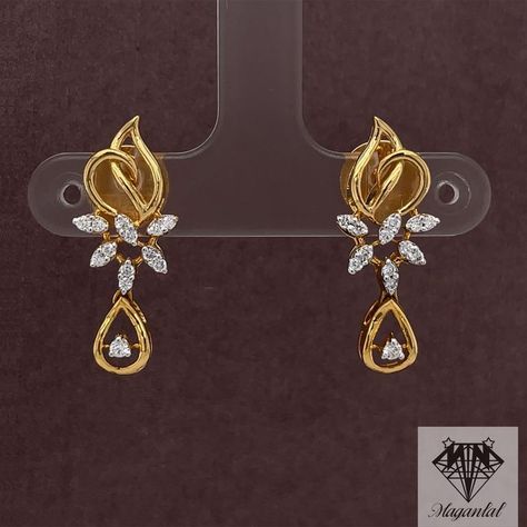 This pretty earring is all about grace and charm. Earings Design Gold Diamond, Grt Jewellers Earrings Gold, Daily Wear Jewellery Simple, New Model Ear Rings, Jewelry Design Earrings Gold, Ear Rings Models Gold, Dailyware Earrings Gold Latest, Gold Earing Design New Gold Earrings Designs New Model, Earrings Models Gold