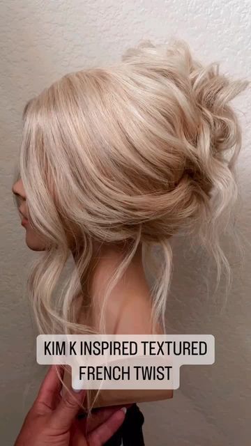 Type Of Hairstyles, High Buns, Bridesmaid Hair Inspo, New Year Hairstyle, Guest Hair, Mother Of The Bride Hair, Bridal Hair Buns, Bridesmaid Hair Makeup, Bridal Hair Updo