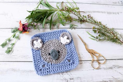 Crochet koala square pattern | Animal granny squares Crochet Koala, Koala Pattern, Blankets Crochet, Squares Crochet, Square Crochet Pattern, Crochet Monkey, Animal Crochet, Crochet Granny Square Blanket, Easy Crochet Projects