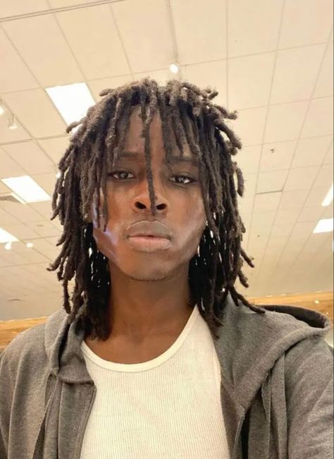 Black Guy, Dreadlock Hairstyles For Men, Black Men Hairstyles, Vintage Black Glamour, Cute Black Guys, Dread Hairstyles, Dreadlock Hairstyles, Aesthetic People, Hair Reference