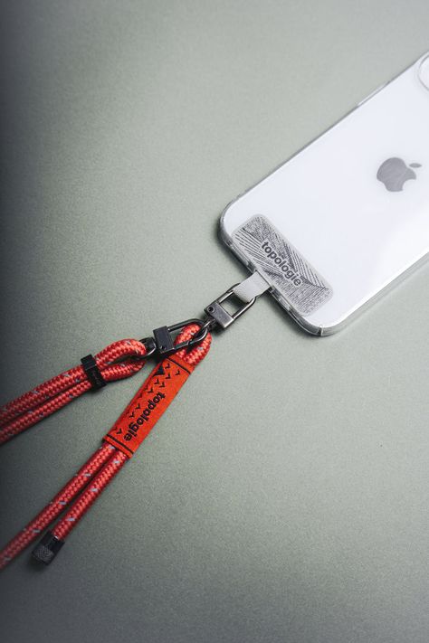 Orange Phone, Cute Friendship Bracelets, Retro Gadgets, Branded Phone Cases, Id Design, Cool Gear, Edc Gear, Mens Fashion Casual Outfits, Phone Strap