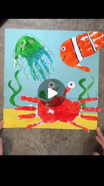 Best Kids Activities on Instagram: "#Repost @home_is_wherethe_art_is 🐠Handprint Ocean 🦀 ⠀
⠀
Another fun group craft activity (classroom, family craft, club etc) I love this under water scene 🤩 Which sea creatures would you add to yours?! 💕⠀
⠀
#craft #crafts #craftideas #crafting #craftsforkids #kidscrafts #preschoolactivities #preschoolathome #momlife #mumlife #mumsofinstagram #momsofinstagram #toddleractivities #toddlercraft #easycrafts #craftideasforkids" Under The Sea Eyfs Craft, Sea Creatures Arts And Crafts For Kids, Under Water Scene, Classroom Family, Under The Sea Crafts, Water Kids, Sea Creatures Art, Keep Kids Busy, Group Crafts