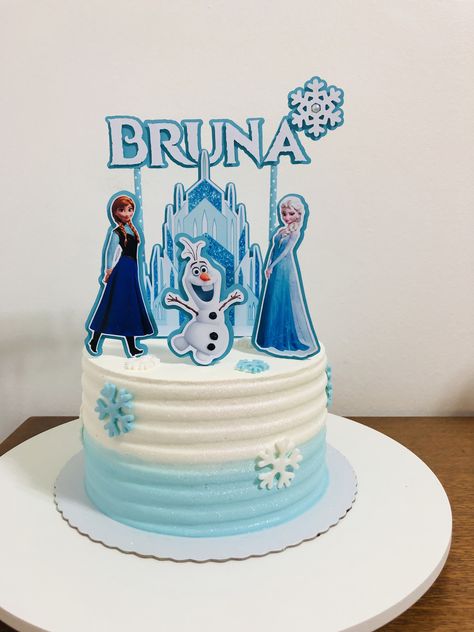 Bolo Frozen ❄️ Frozen Cake Simple, Simple Frozen Birthday Cake, Frozen Cake Designs, Elsa Birthday Cake, Decor Tort, Pastel Frozen, Makeup Asia, Elsa Cake, Bolo Frozen