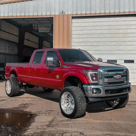 Dodge Trucks Lifted, Ford Truck Models, Ford Super Duty Trucks, Accessories For Cars, Truck Ford, Super Duty Trucks, Mclaren 720s, Trucks Lifted, Gooseneck Trailer