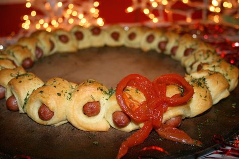 Polar Express Dinner, Polar Express Food, Polar Express Food Ideas, Food Ideas Dinner, Polar Express Christmas Party, Polar Express Christmas, Purple Carrots, Christmas Appetizers Easy, Christmas Appetizer