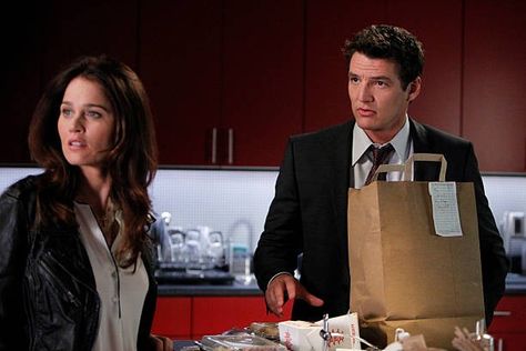 Marcus Pike, Teresa Lisbon, Robin Tunney, Isla Fisher, Image Film, Brown Eyed Girls, Gerard Butler, The Mentalist, Keira Knightley