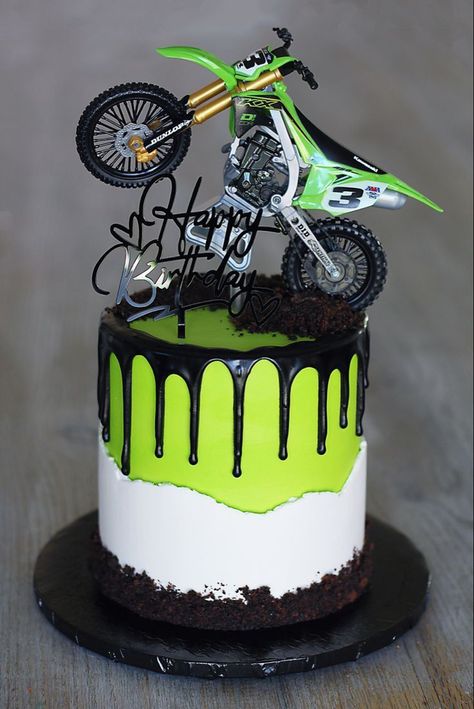 Motorbike Cake Kids, Supercross Cake, Moto Cake, Motor Cake, Bmx Cake, Motorcycle Birthday Cakes, Motorbike Cake, Motorcycle Birthday, Dirt Bike Birthday