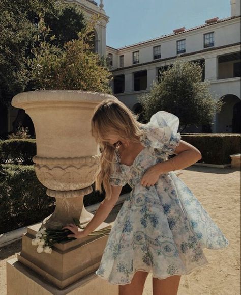 Mina Marlena, Cottage Core Dress, Estilo Hippy, Cottagecore Fashion, Dream Dress, Look Fashion, Pretty Dresses, Aesthetic Clothes, Pretty Outfits