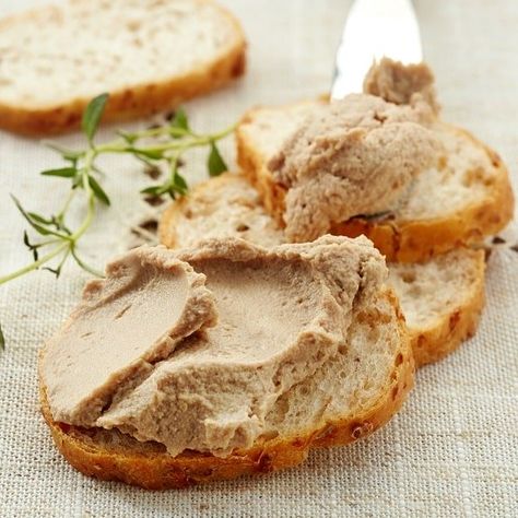 Pork Liver Pate Recipe, Duck Liver Pate Recipe, Chicken Liver Pate Recipe, Liver Pate Recipe, Duck Pate, Spanish Sausage, Pork Liver, Liver Pate, Pate Recipes